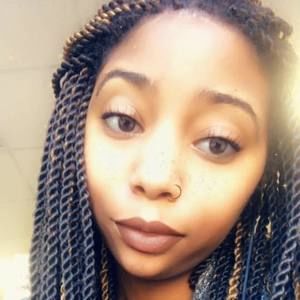 Meet your Posher, Kara